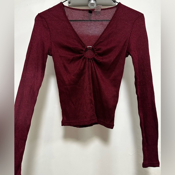 Maroon Red Long Sleeve - Picture 1 of 2